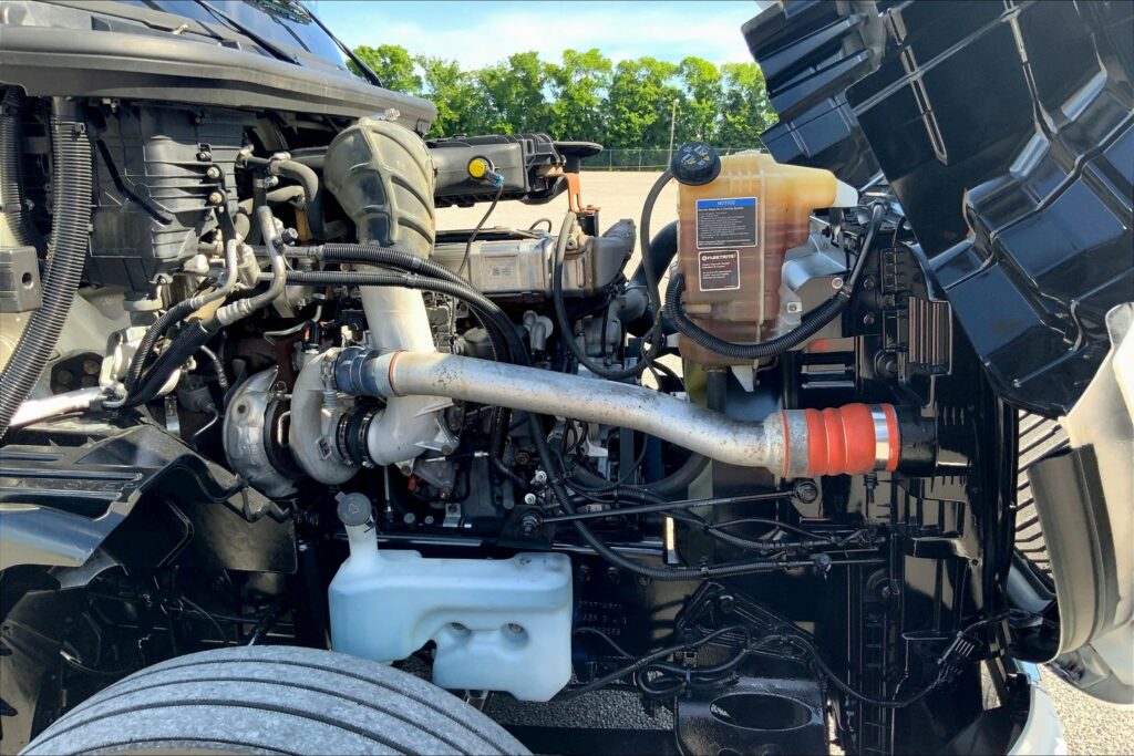 2020 INT LT625 6×4 Sleeper