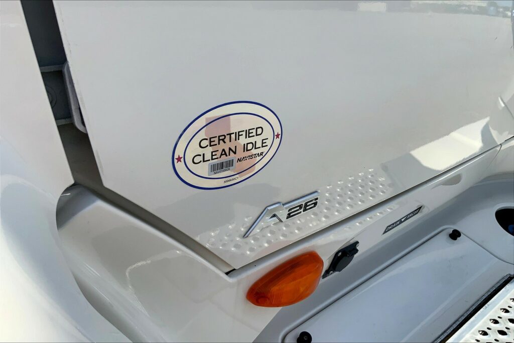 2020 INT LT625 6×4 Sleeper