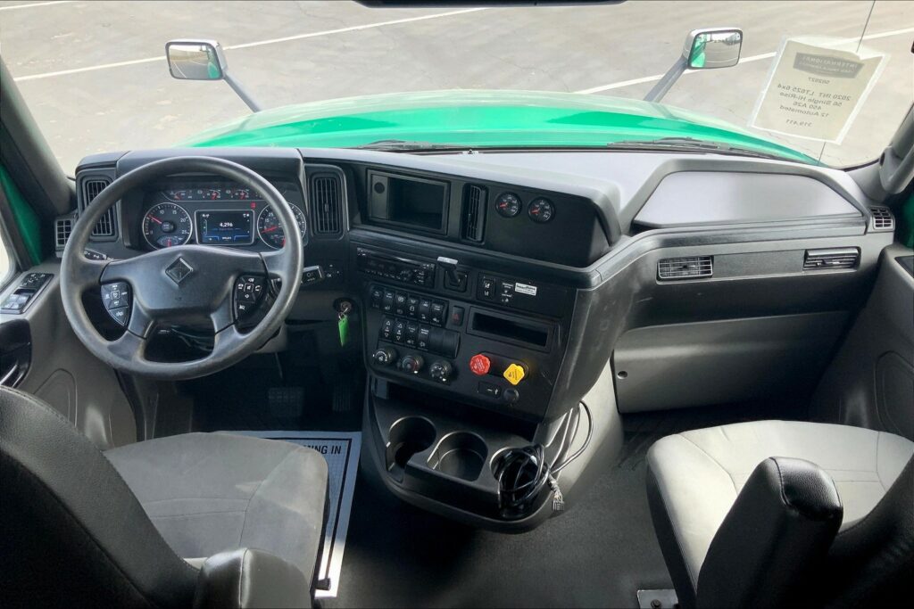 2020 INT LT625 6×4 Sleeper