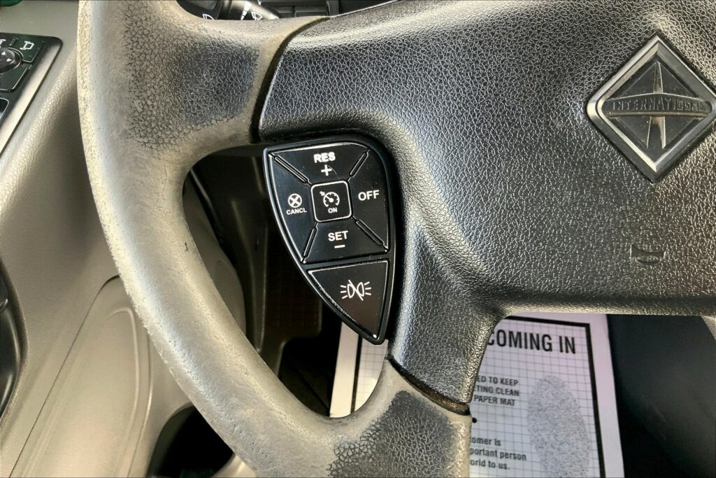 2020 INT LT625 6×4 Sleeper