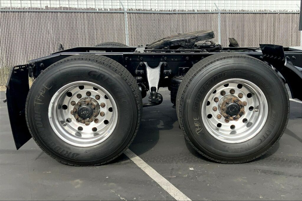 2020 INT LT625 6×4 Sleeper