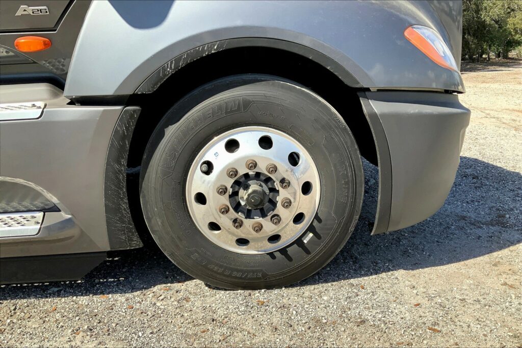 2022 INT LT625 6×4 Sleeper