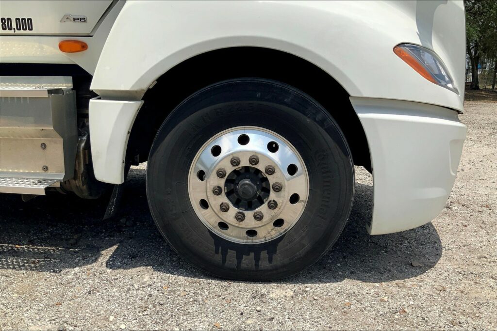 2023 INT LT625 6×4 Sleeper