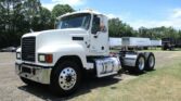 2017 Mack Pinnacle CHU613