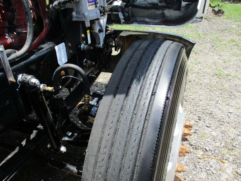 2017 Mack Pinnacle CHU613