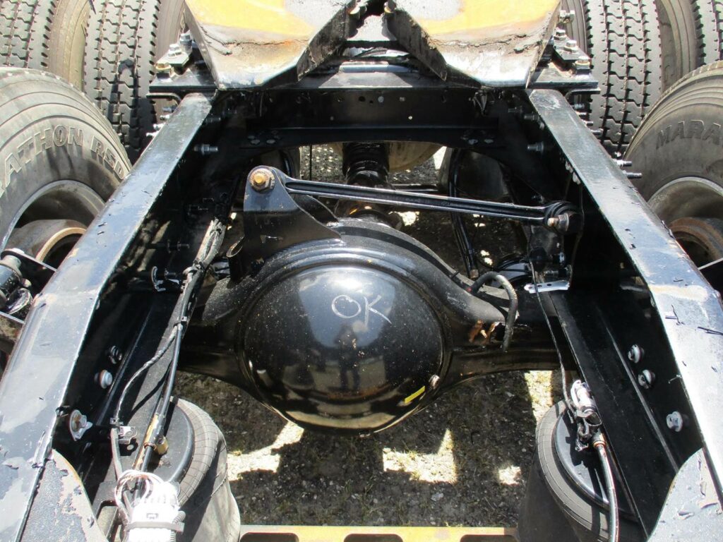 2017 Mack Pinnacle CHU613