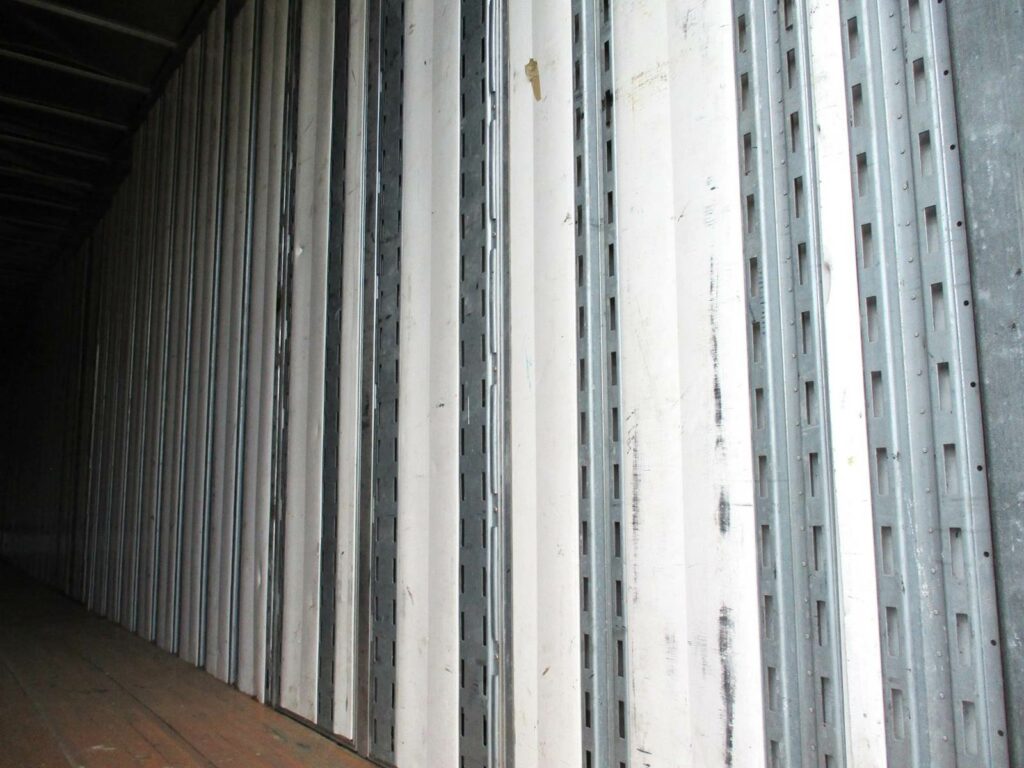 2005 Kentucky 53X102 DROP FRAME WITH BELLY BOXES