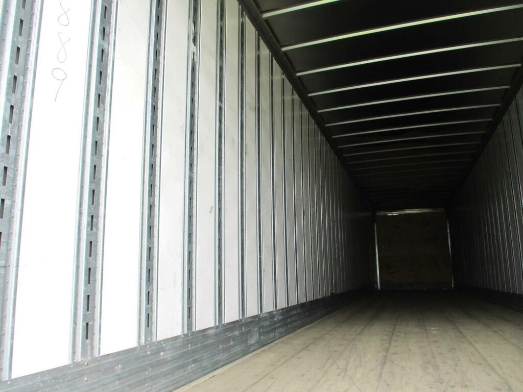 2021 Great Dane 53×102