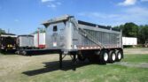 2023 East 30 FT TRI AXLE