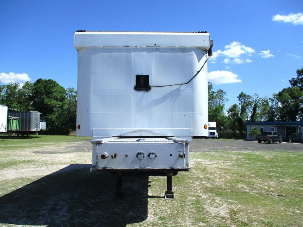 2004 MAC Trailer 28 FT  TANDEM AXLE FLORIDA SPEC