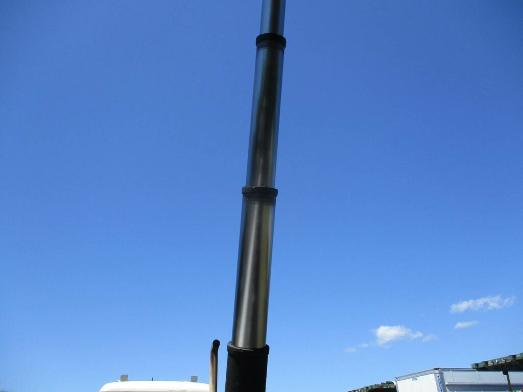 2004 MAC Trailer 28 FT  TANDEM AXLE FLORIDA SPEC