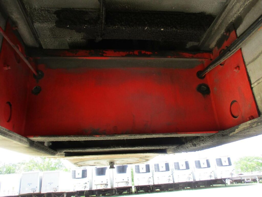 2004 MAC Trailer 28 FT  TANDEM AXLE FLORIDA SPEC