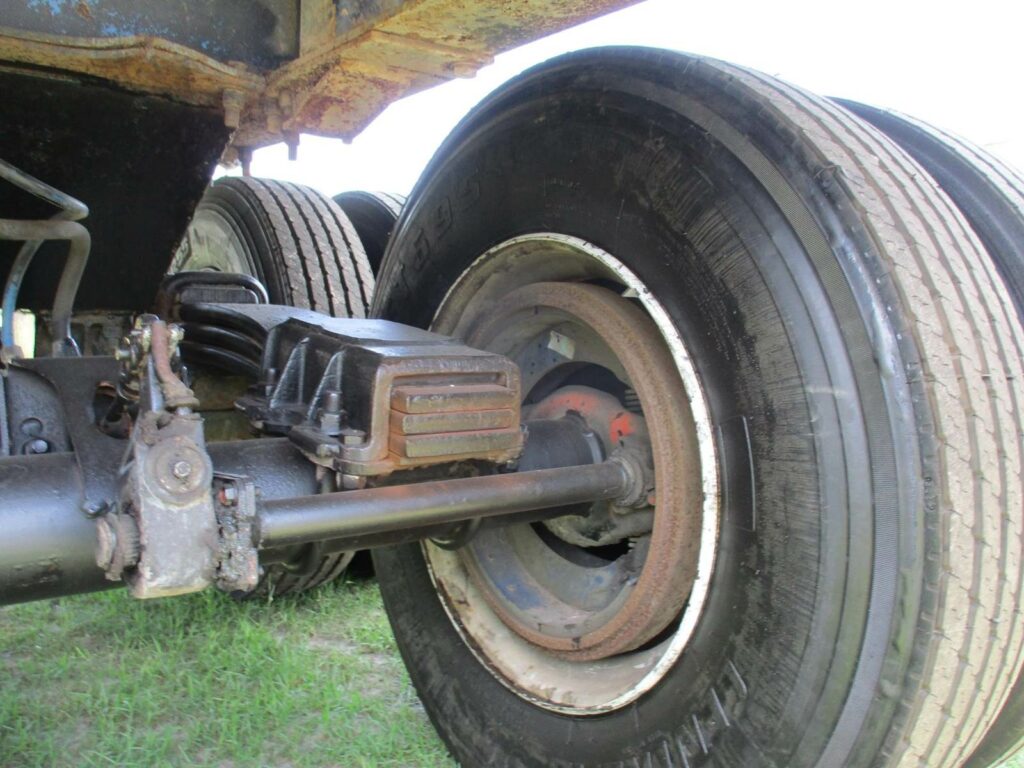 1995 MONTONE 39X96X66 STEEL FRAMELESS END DUMP