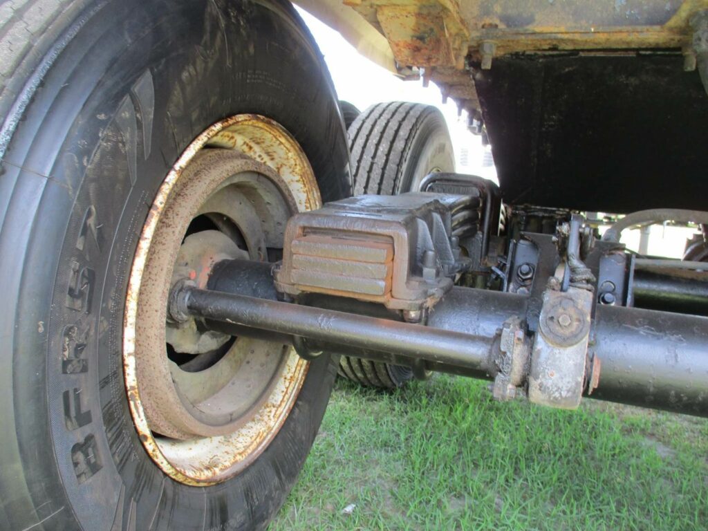 1995 MONTONE 39X96X66 STEEL FRAMELESS END DUMP