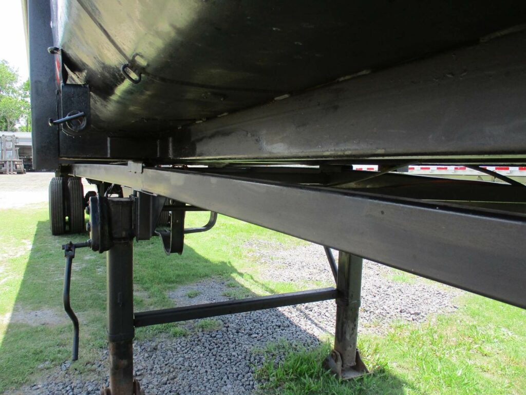 1995 MONTONE 39X96X66 STEEL FRAMELESS END DUMP