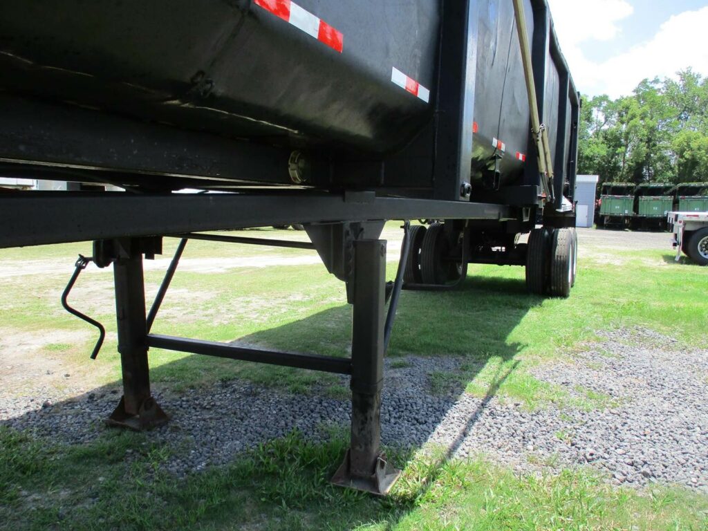 1995 MONTONE 39X96X66 STEEL FRAMELESS END DUMP