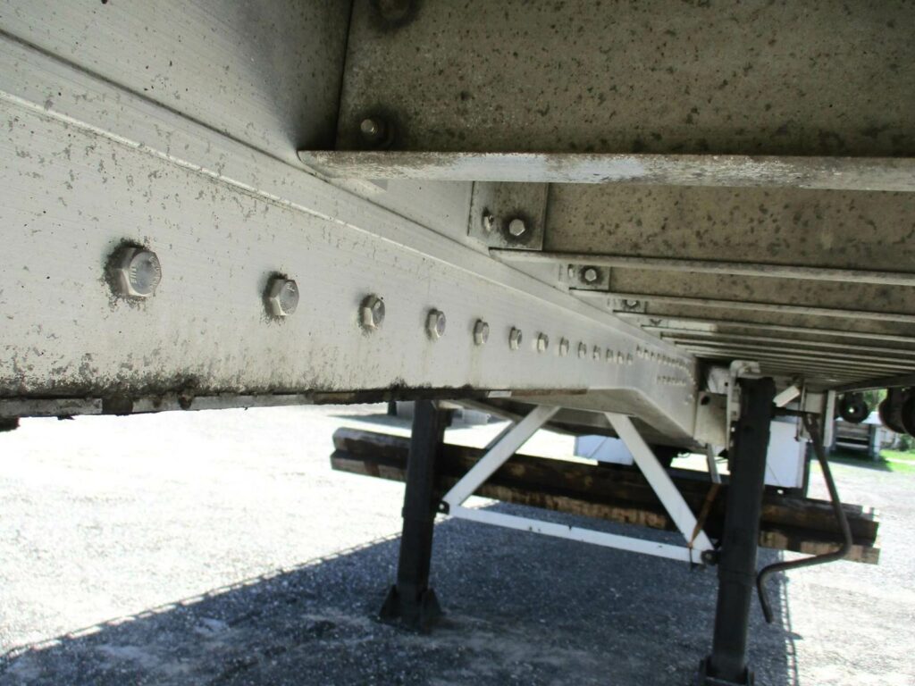 2016 Reitnouer 48X102 SPREAD AXLE 2 TOOLBOXES