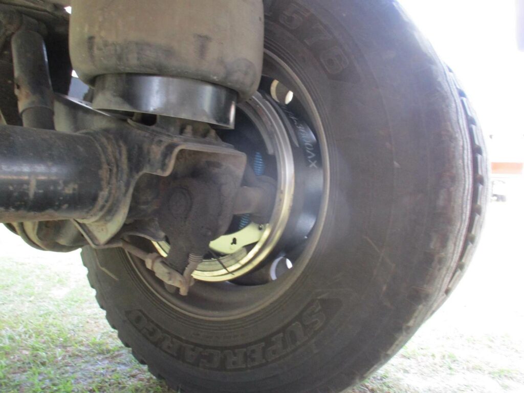 2016 Reitnouer 48X102 SPREAD AXLE 2 TOOLBOXES