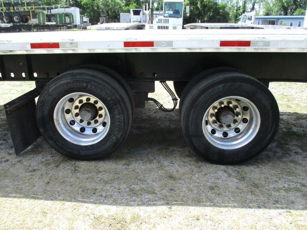 2020 UTILITY 53X102 COMBO FLATBED WITH REAR SLIDING AXLE