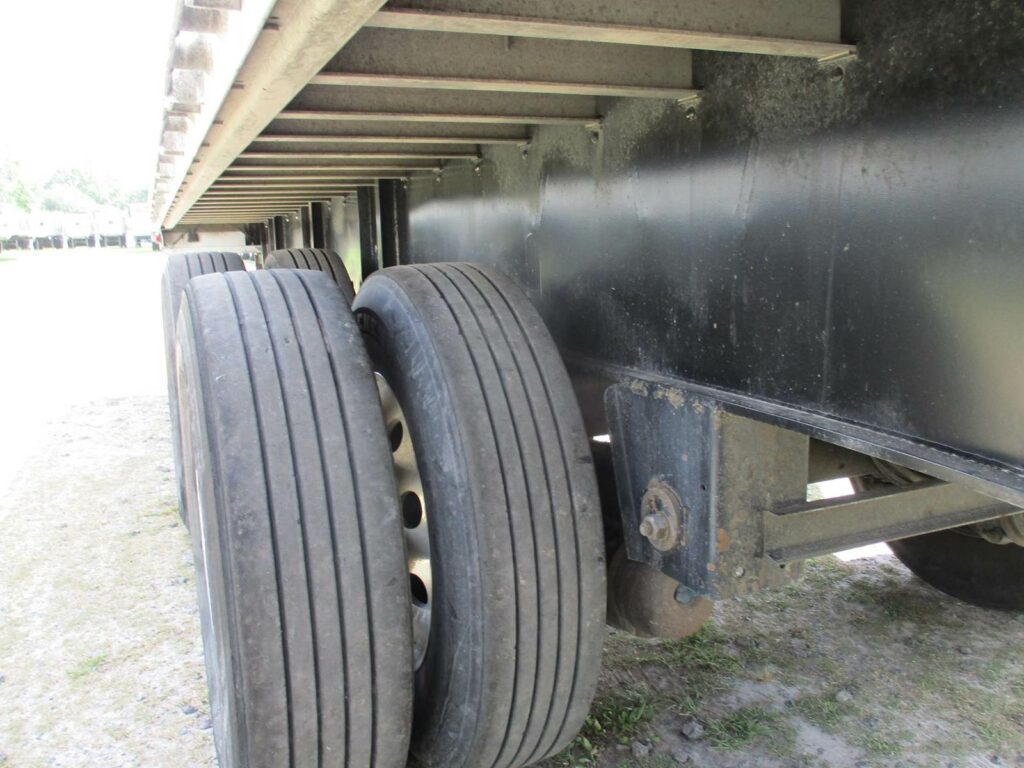 2020 UTILITY 53X102 COMBO FLATBED WITH REAR SLIDING AXLE