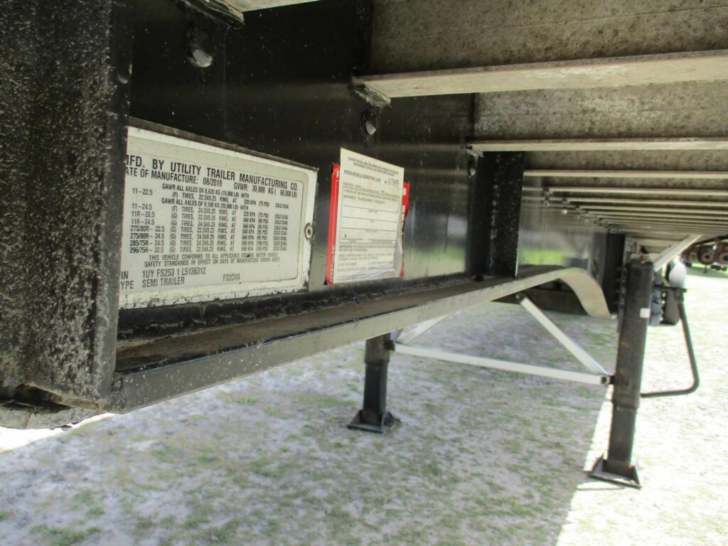 2020 UTILITY 53X102 COMBO FLATBED WITH REAR SLIDING AXLE