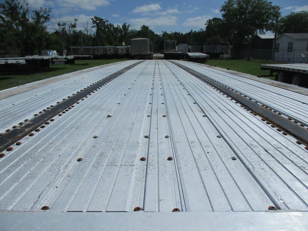 2020 UTILITY 53×102