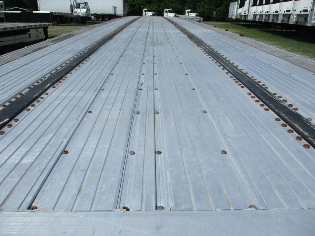 2020 UTILITY 53×102