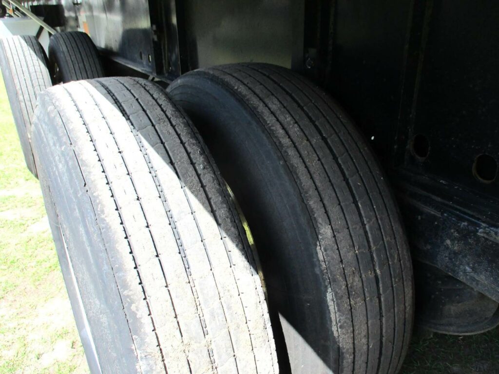 2020 UTILITY 53×102