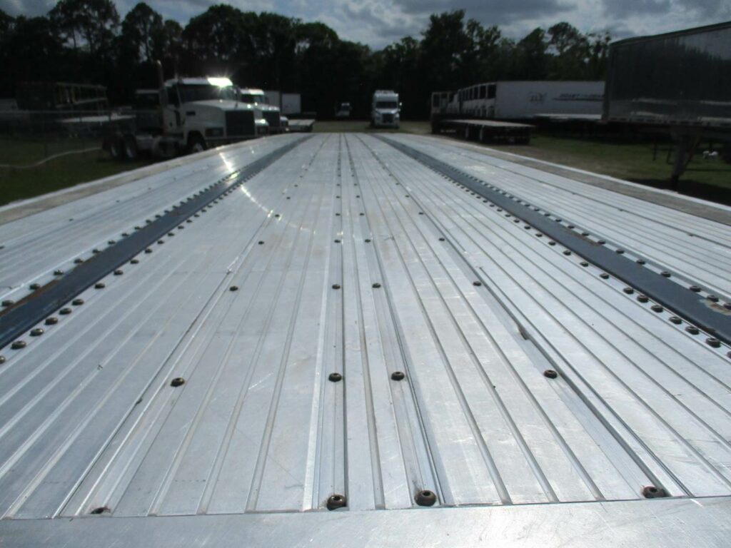 2022 UTILITY 53×102