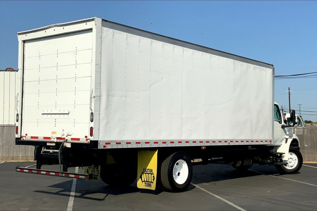 2020 CUM MV607 Medium Conventional