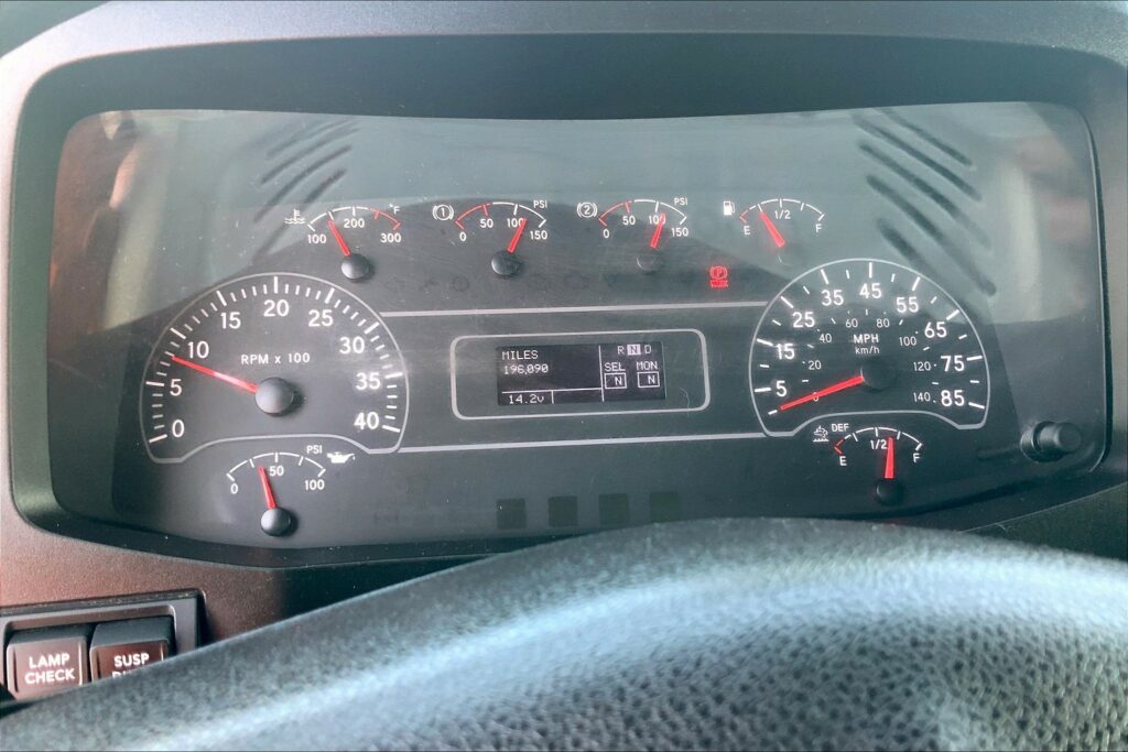 2020 CUM MV607 Medium Conventional