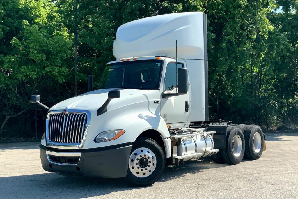 2020 CUM LT625 6×4 Day Cab