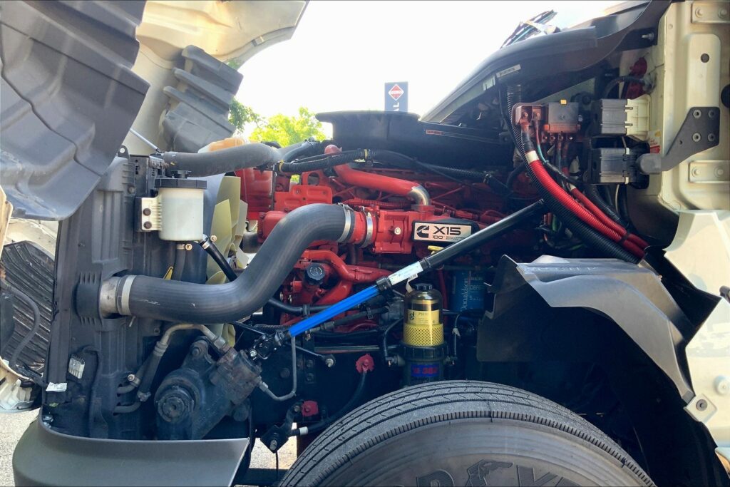 2020 CUM LT625 6×4 Day Cab