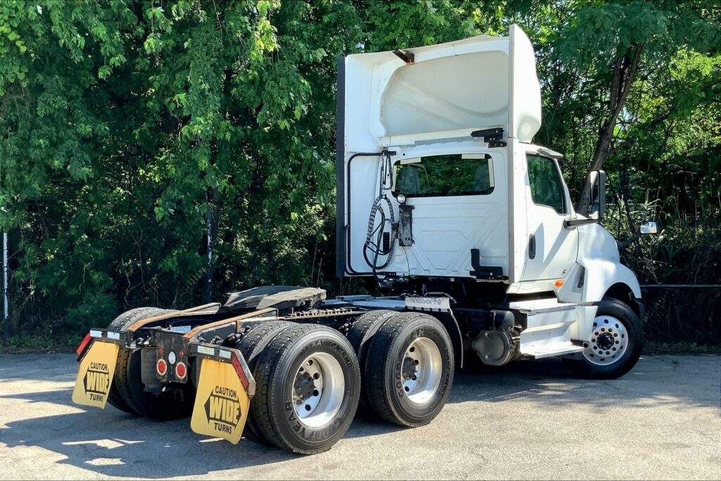 2020 CUM LT625 6×4 Day Cab