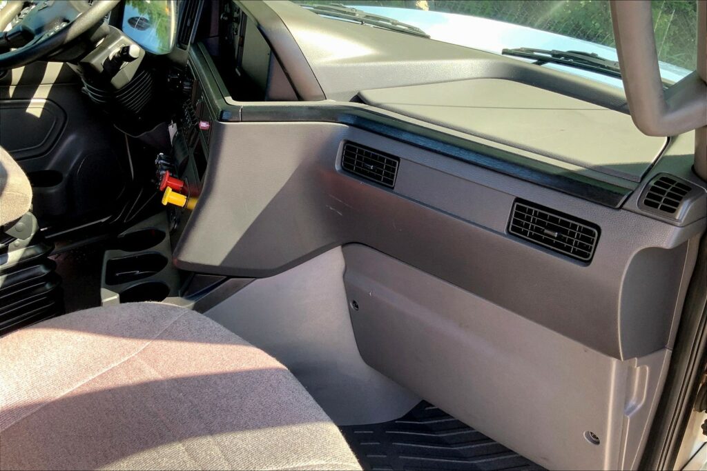 2020 CUM LT625 6×4 Day Cab