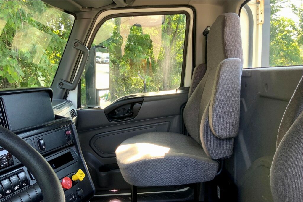 2020 CUM LT625 6×4 Day Cab