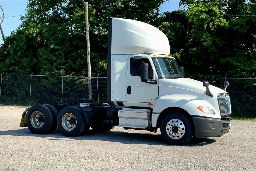 2020 CUM LT625 6×4 Day Cab