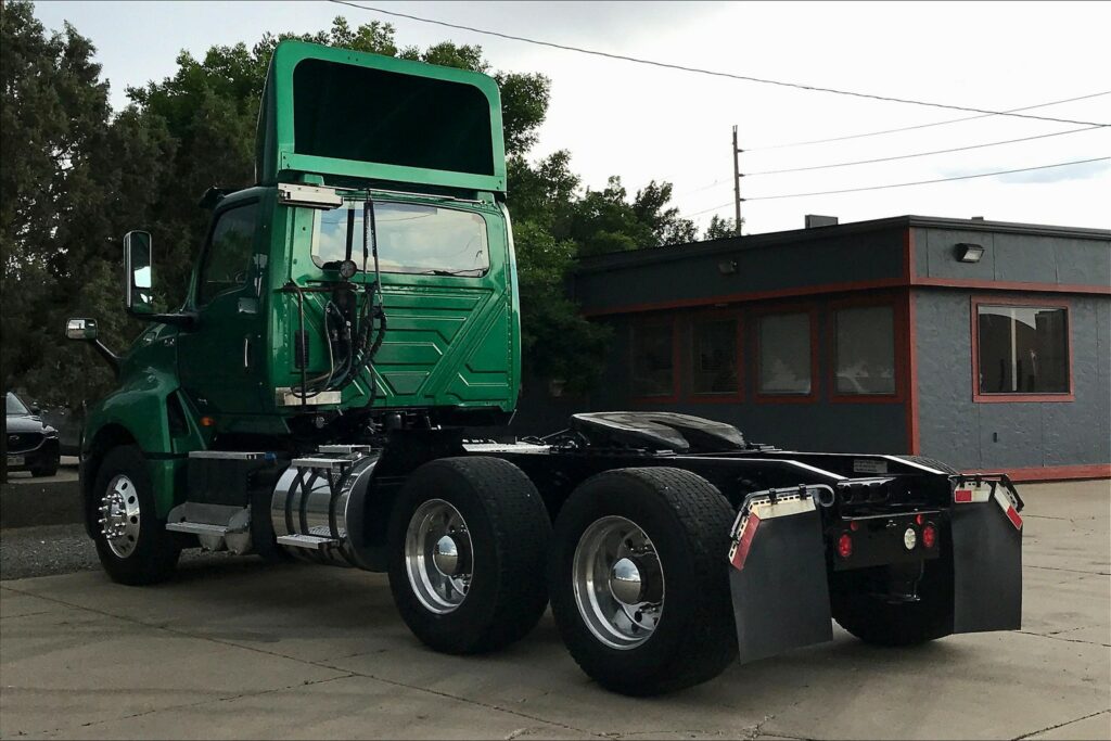 2020 INT LT625 6×4 Day Cab