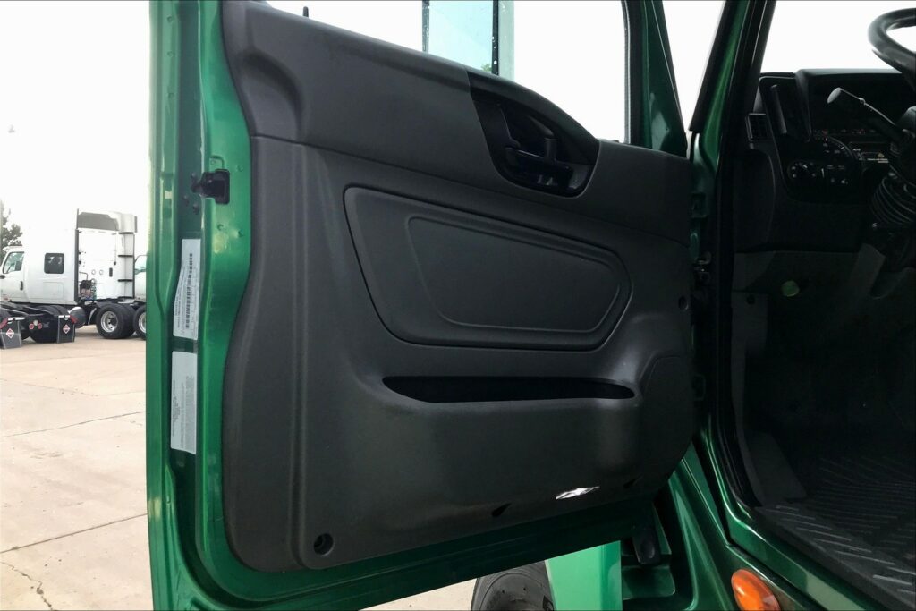 2020 INT LT625 6×4 Day Cab