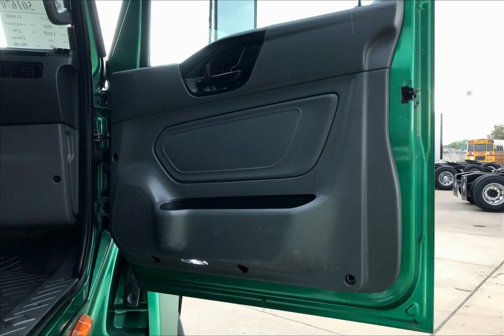 2020 INT LT625 6×4 Day Cab