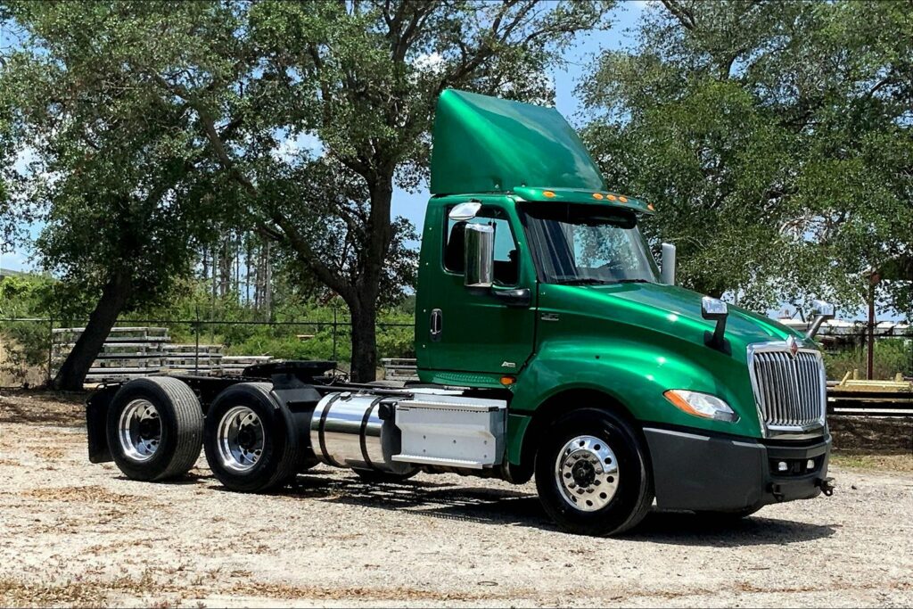 2020 INT LT625 6×4 Day Cab