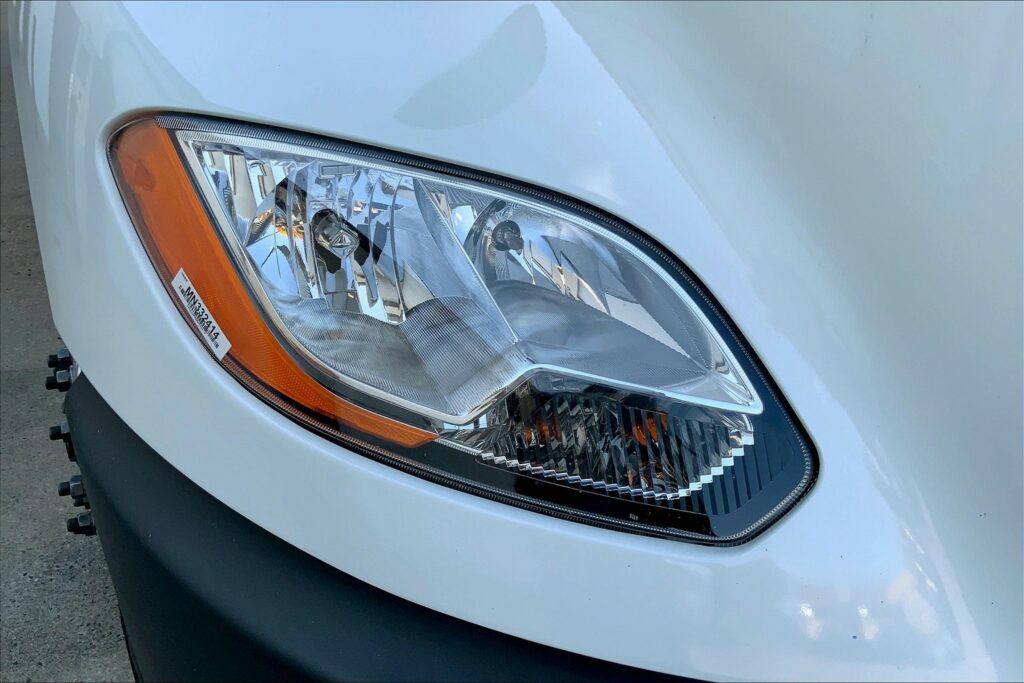 2021 CUM LT625 6×4 Sleeper