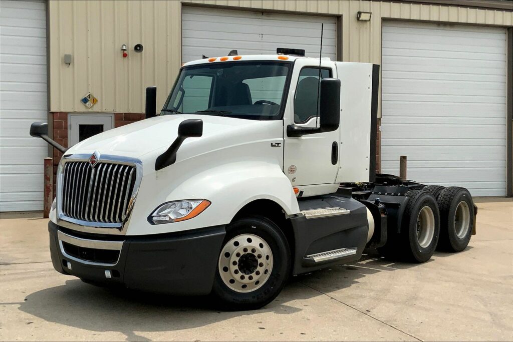 2020 CUM LT625 6×4 Day Cab