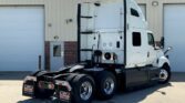 2021 CUM LT625 6×4 Sleeper