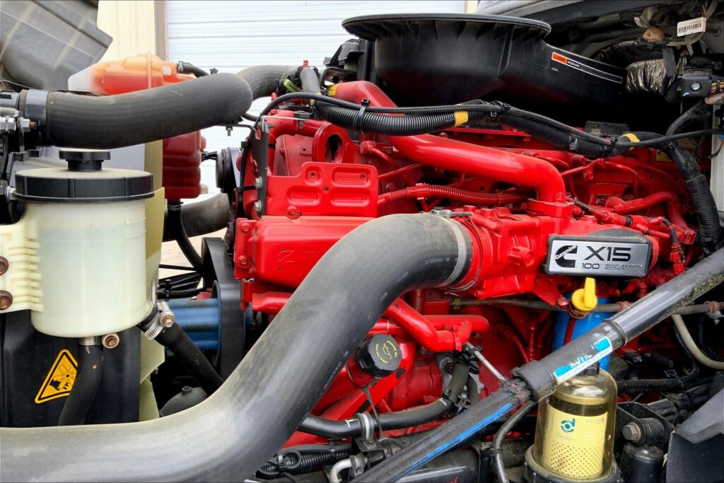 2020 CUM LT625 6×4 Day Cab