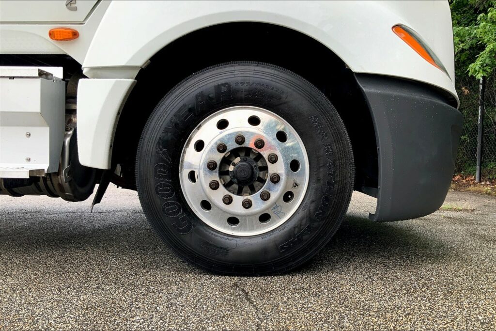 2020 CUM LT625 6×4 Day Cab