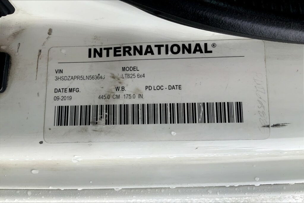 2020 CUM LT625 6×4 Day Cab