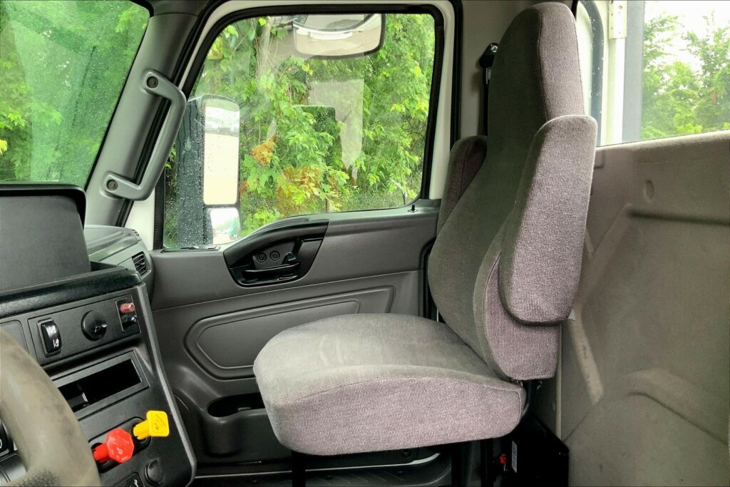 2020 CUM LT625 6×4 Day Cab