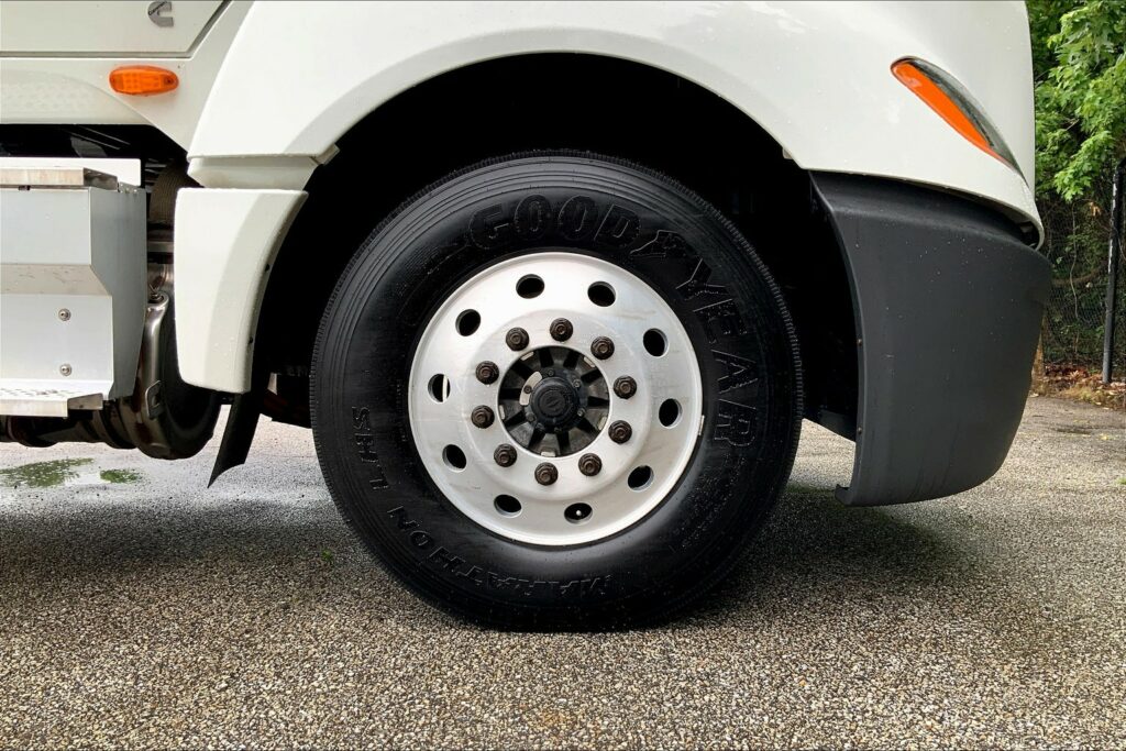 2020 CUM LT625 6×4 Day Cab