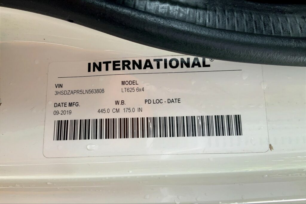 2020 CUM LT625 6×4 Day Cab